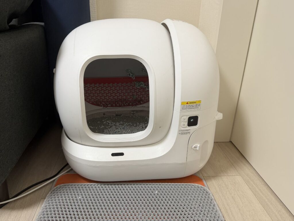 一人暮らしで使用している猫用自動トイレ